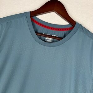 Korsa Roadrunner Sports T-Shirt Mens M Teal Blue Perforated Performance